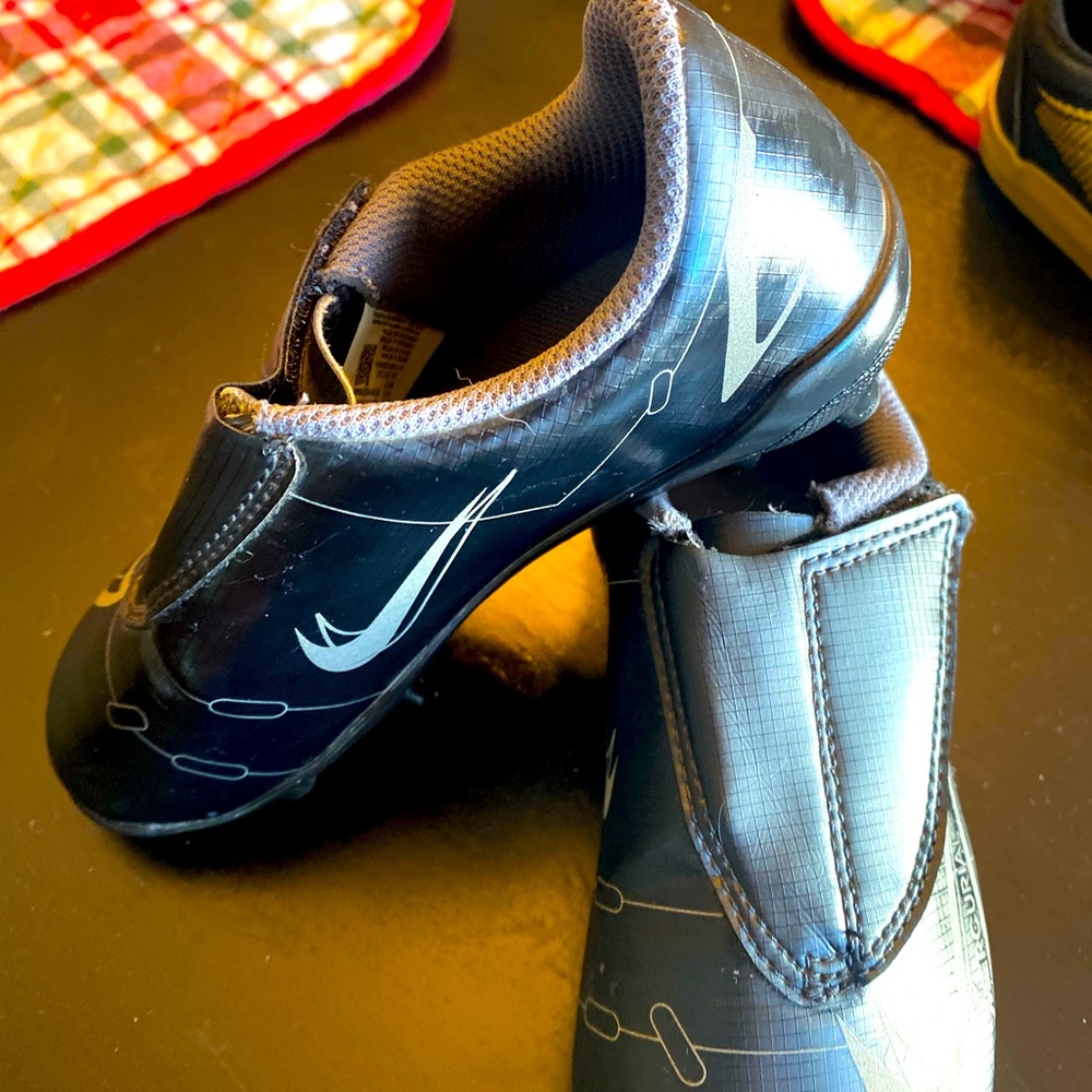 Little kids  soccer cleats